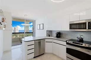 19101 NE 36th Ct, Aventura, FL 33180 - Photo 16