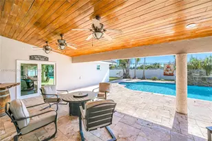 10700 SW 139th Rd, Miami, FL 33176 - Photo 10