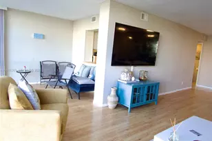 800 Parkview Dr, Hallandale Beach, FL 33009 - Photo 4