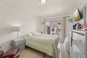 8001 W 6th Ave, Hialeah, FL 33014 - Photo 14