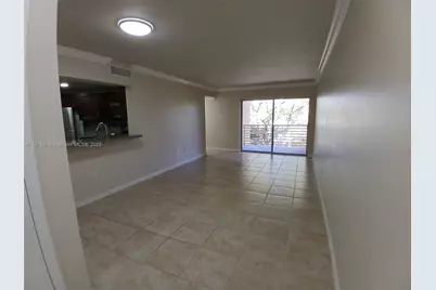 9731 Fontainebleau Blvd #F209, Miami, FL 33172 - Photo 8