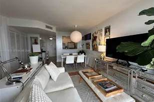 900 SW 8th St, Miami, FL 33130 - Photo 8