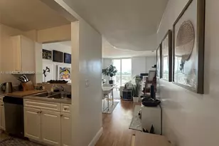 900 SW 8th St, Miami, FL 33130 - Photo 6