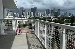 900 SW 8th St, Miami, FL 33130 - Photo 16