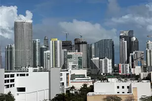 900 SW 8th St, Miami, FL 33130 - Photo 30