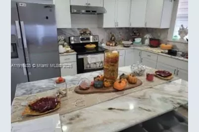 19800 SW 180th Ave, Miami, FL 33187 - Photo 1