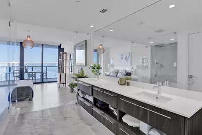 3131 NE 7th Ave #403, Miami, FL 33137 - Photo 8