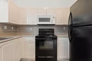 1406 SE 26th Ct, Homestead, FL 33035 - Photo 14