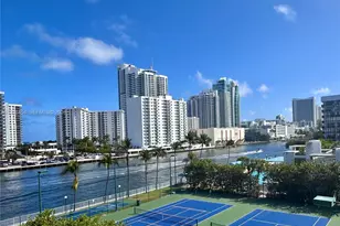 1000 Parkview Dr, Hallandale Beach, FL 33009 - Photo 14