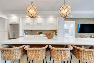 2301 Collins Ave, Miami Beach, FL 33139 - Photo 4