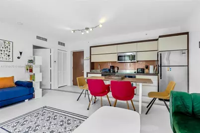 435 21st St #311, Miami Beach, FL 33139 - Photo 16