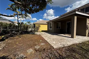 1007 Bamboo Ln, Weston, FL 33327 - Photo 24