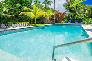 19694 NE 23rd Ct, Miami, FL 33180 - Photo 6