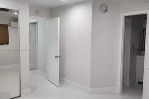 9375 SW 40th Terrace, Miami, FL 33165 - Photo 1