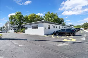 13390 NE 6th Ave, North Miami, FL 33161 - Photo 18