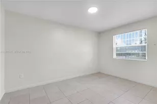 1253 NW 44th St, Miami, FL 33142 - Photo 16