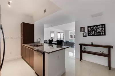 950 Brickell Bay Dr #1404, Miami, FL 33131 - Photo 12