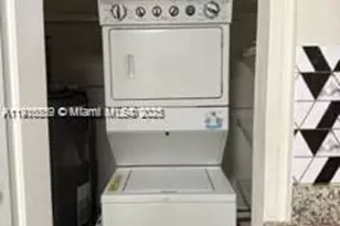 2418 Liberty St, Hollywood, FL 33020 - Photo 10