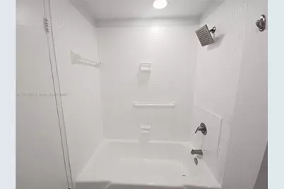 800 West Ave #528, Miami Beach, FL 33139 - Photo 20