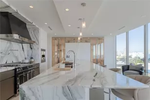 17975 Collins Ave, Sunny Isles Beach, FL 33160 - Photo 4