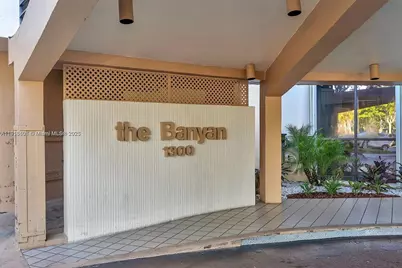 1300 Saint Charles Pl #L12, Pembroke Pines, FL 33026 - Photo 2