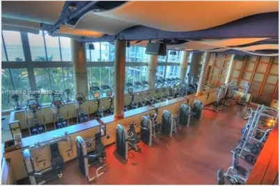 6801 Collins Ave #PH06 (Deed PH 10), Miami Beach, FL 33141 - Photo 36