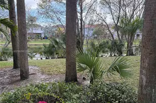 2199 NW 77th Way, Pembroke Pines, FL 33024 - Photo 26