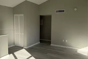 [Address not provided], Miami, FL 33172 - Photo 10