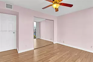 800 Parkview Dr, Hallandale Beach, FL 33009 - Photo 16