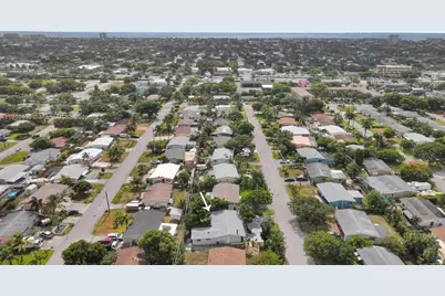 1573 NE 30th Ct, Pompano Beach, FL 33064 - Photo 14