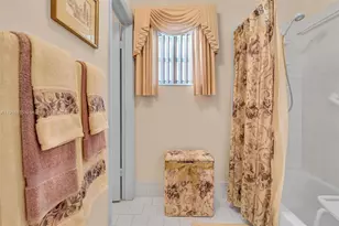 6402 SW 113th Ave, Miami, FL 33173 - Photo 16