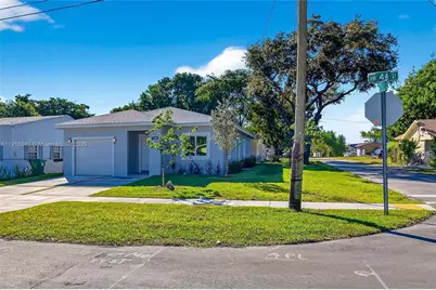 1346 NW 44th St, Miami, FL 33142 - Photo 1