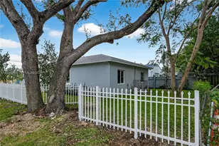 1346 NW 44th St, Miami, FL 33142 - Photo 46