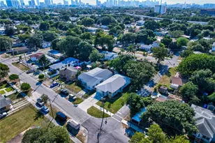 1346 NW 44th St, Miami, FL 33142 - Photo 18