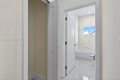 1346 NW 44th St, Miami, FL 33142 - Photo 30