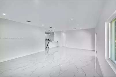 1346 NW 44th St, Miami, FL 33142 - Photo 22