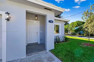 1346 NW 44th St, Miami, FL 33142 - Photo 8