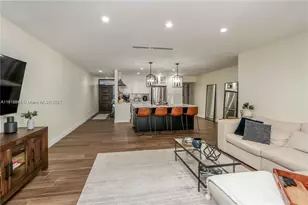 16509 Fox Den Ct, Miami Lakes, FL 33014 - Photo 8