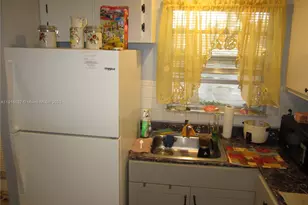 2751 E Sunrise Lakes Dr, Sunrise, FL 33322 - Photo 8