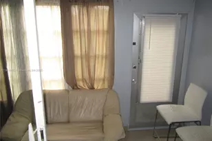 2751 E Sunrise Lakes Dr, Sunrise, FL 33322 - Photo 4