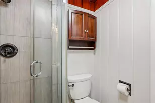 6230 E 2nd Ave, Hialeah, FL 33013 - Photo 24