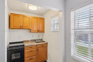 6230 E 2nd Ave, Hialeah, FL 33013 - Photo 30