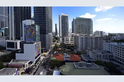 45 SW 9th St #1504, Miami, FL 33130 - Photo 30