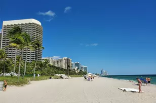 9261 E Bay Harbor Dr, Bay Harbor Islands, FL 33154 - Photo 2