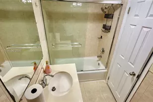 2750 NE 183rd St, Aventura, FL 33160 - Photo 12