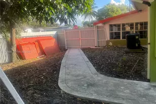 7601 NW 13th St, Pembroke Pines, FL 33024 - Photo 8