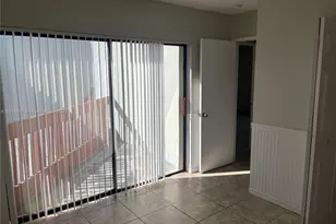 9722 NW 6th Ln, Miami, FL 33172 - Photo 52