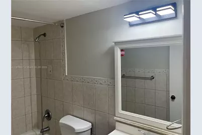 9722 NW 6th Ln, Miami, FL 33172 - Photo 24