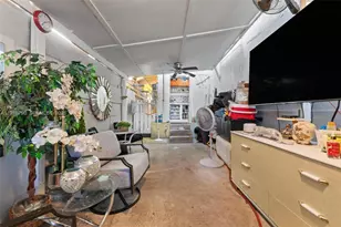 2262 NW 4th St, Miami, FL 33125 - Photo 22