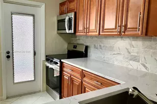 4270 NW 40th St, Lauderdale Lakes, FL 33319 - Photo 34